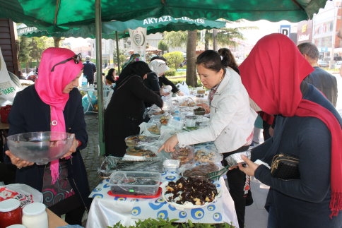 Mazlumlar Bizden Yardım Bekliyor